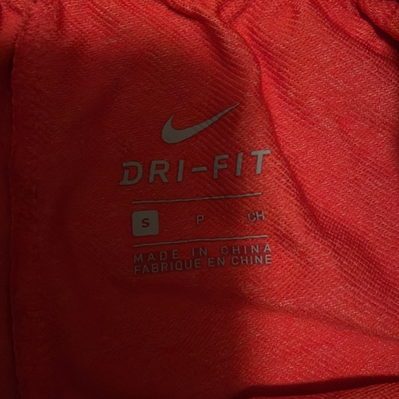 Nike Running Shorts - Picture 2 of 3